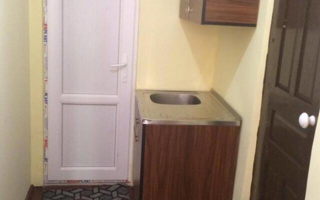 Apartment on Gorgasali 98