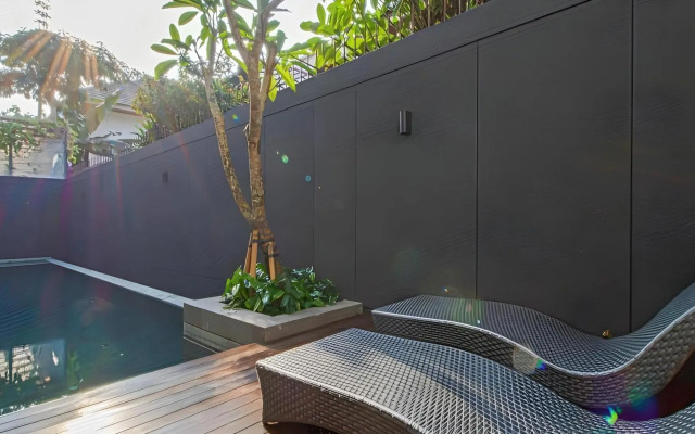 M Studio Karawaci