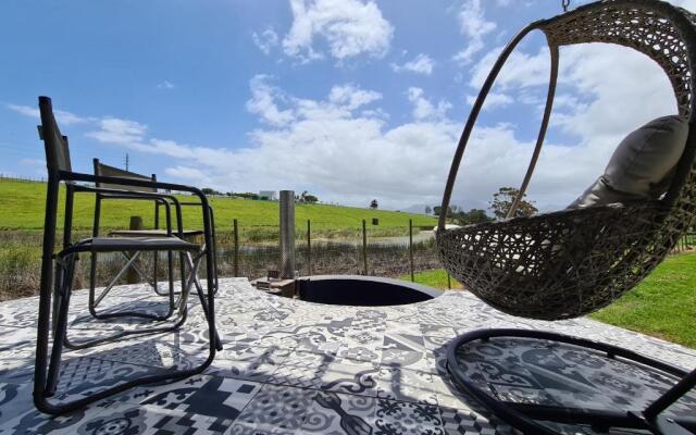 Buff & Fellow Eco Cabins