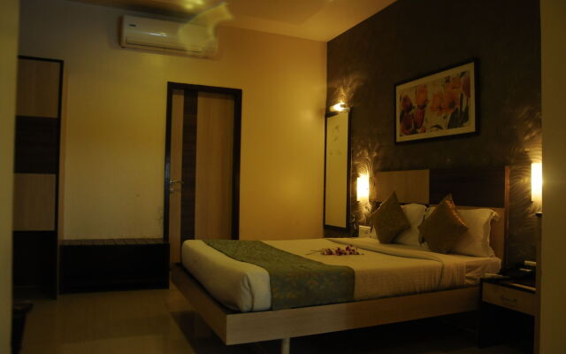 Hotel Madhav International