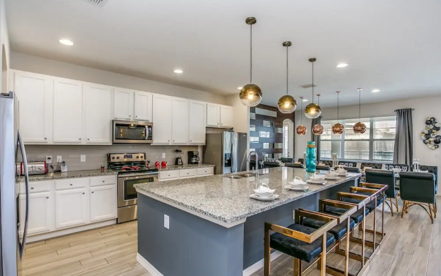 Broadoak Drive villa Solterra 5