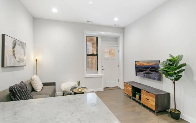 Your 2BR Home - Div 102 rep