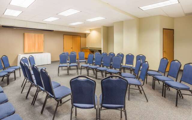 Wyndham Garden Madison Fitchburg