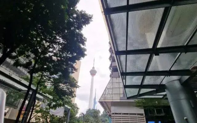 Summer Suites KLCC 8 min walk@WiFi+Netflix by AA GLOBAL