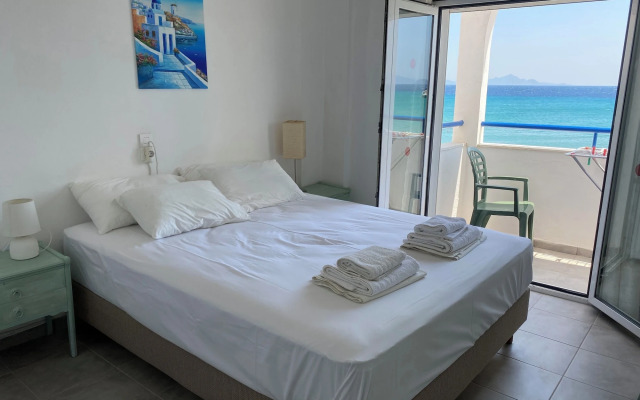 Annoula Studio & Apartments