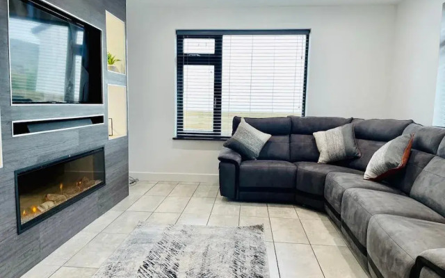 Captivating 5-bed House in Porthleven