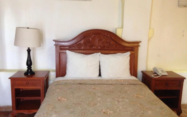 Hotel Meson del Mar