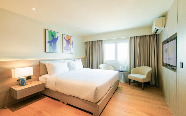 The One Hotel Bay Breeze Pattaya