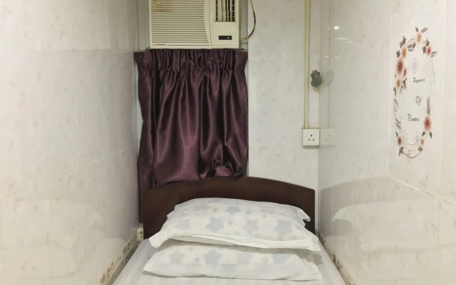 Everest Hostel