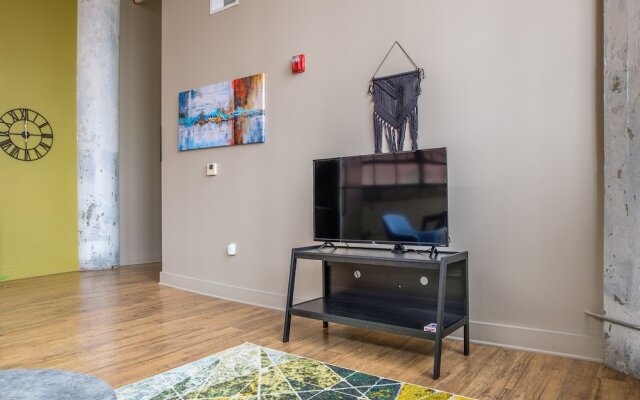 1 & 2 BR Apts w/ Gym, WiFi & Laundry by Frontdesk