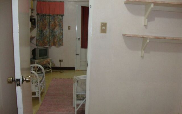 4 BR Unit 1 Jefrell Apartments
