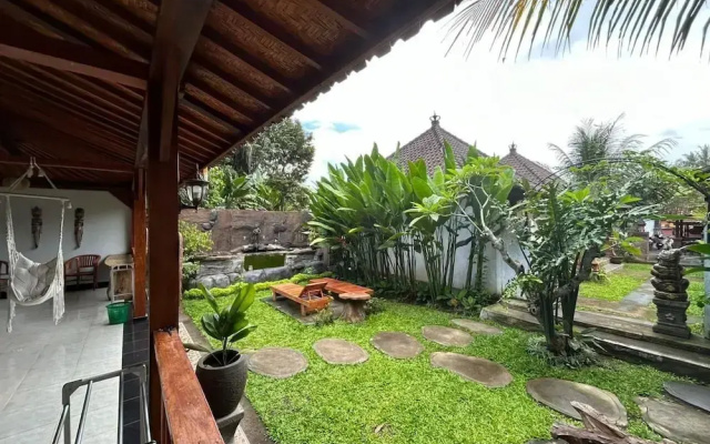 Pondok Sayan Homestay