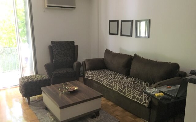 Panormou Central Apartment