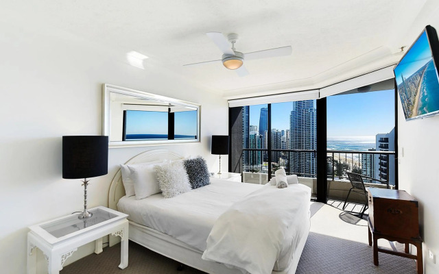 Surfers Century Oceanside Apartments