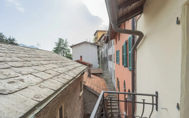 Urio's Castle Suites by Rent all Como