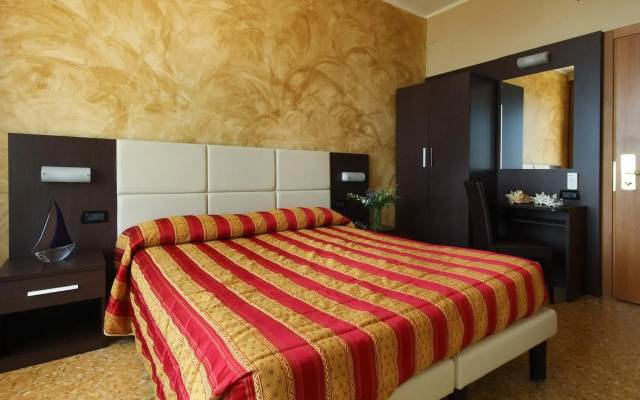 Piccolo Hotel