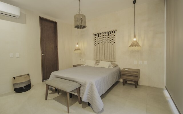 Tanik Tulum By Lockey