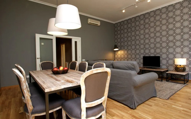 Paseo de Gracia Apartments