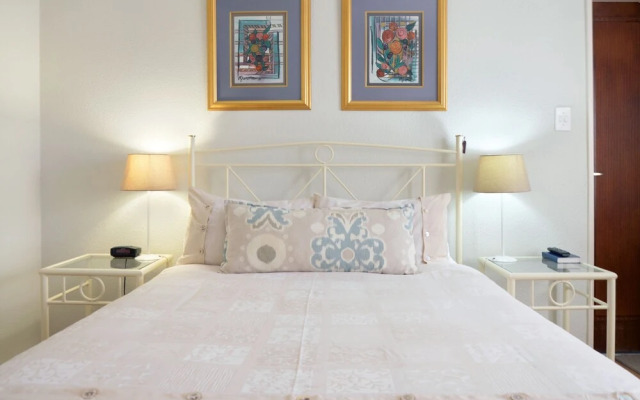 Old Oak Guest House