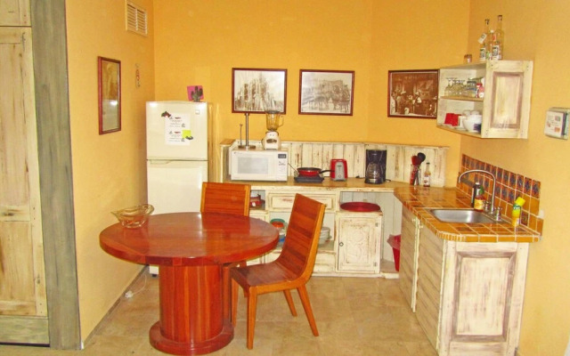 Royal Oasis Studio by PRP