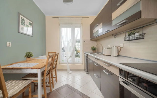 Wroclaw Apartment With Bathub by Renters