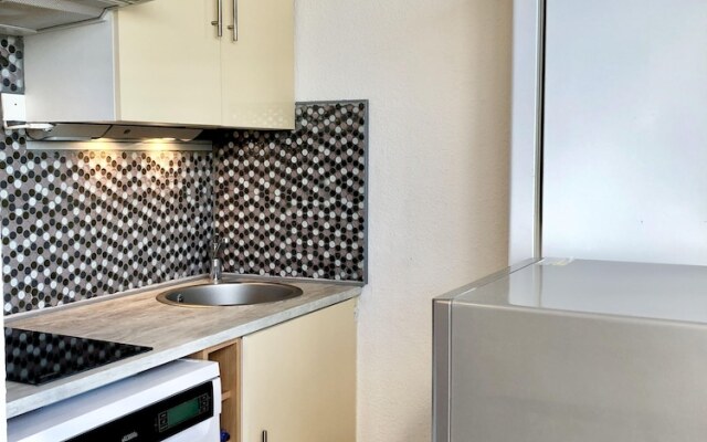 Magnifique T2 piscine mer wifi clim parking