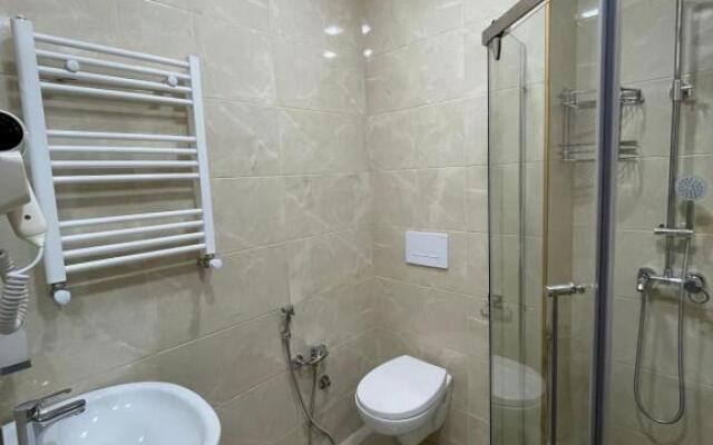 2h komnatnye apartamenty v tsentre Kutaisi