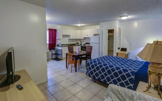 Richard's Motel Studio