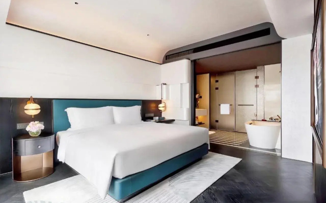 Sofitel Shanghai North Bund