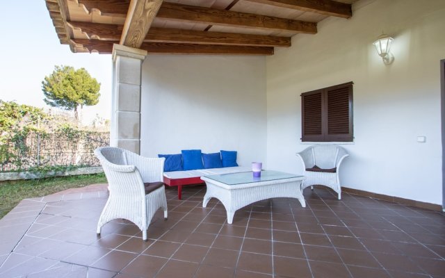 Chalet Falcó with Private Pool and Garden