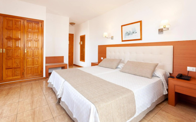 Hotel Don Manolito