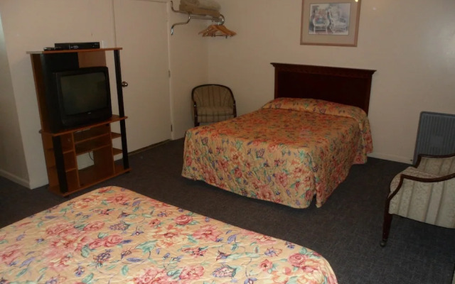 Silver Birch Motel