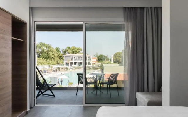 Acharavi Beach Hotel