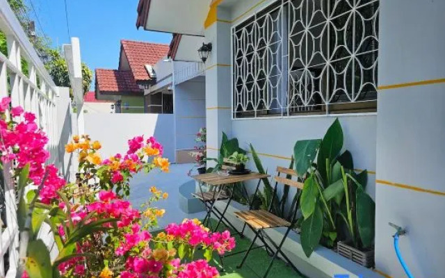 Yachting House  Thalang,Near the beach and airport