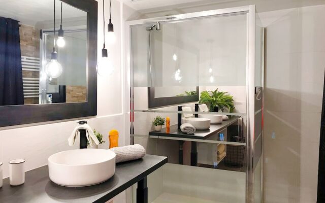 Tipi Lounge and breakfast