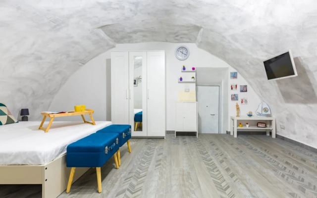 Riviera di Chiaia Studio Apartment