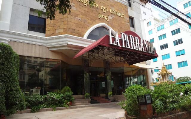 La Parranda Residence & Hotel