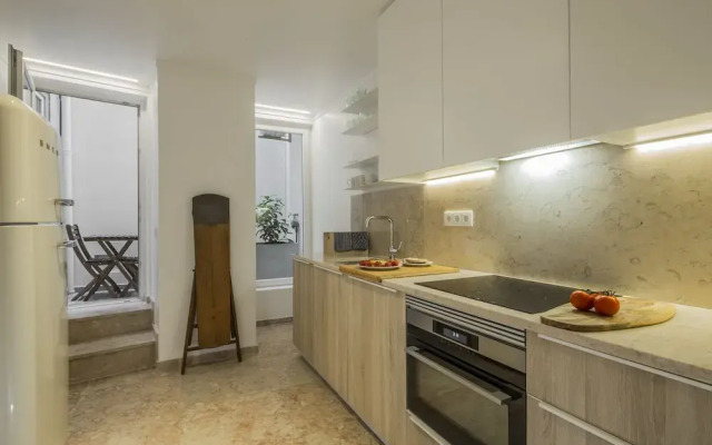 Santos Apartments by Linc