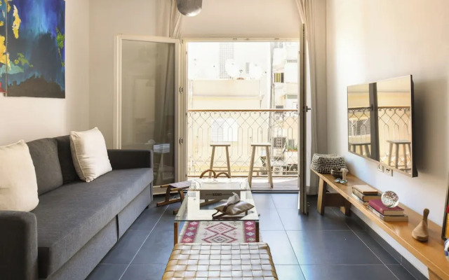 Old Jaffa Vintage Dream by Sea N' Rent