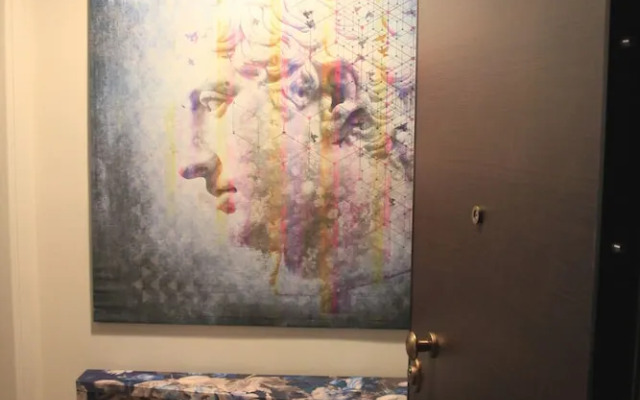 Afinestay at Acropolis