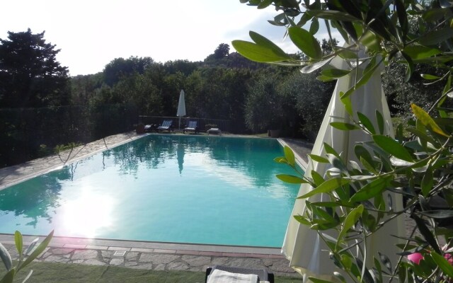 Agriturismo Le Ginestruzze