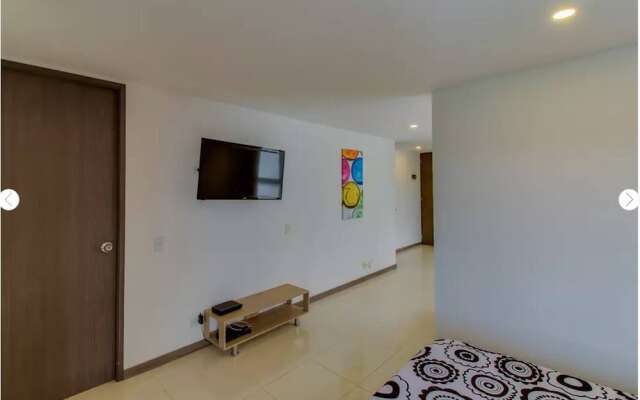 High Floor Vista Apartment Poblado Aguacatala 8