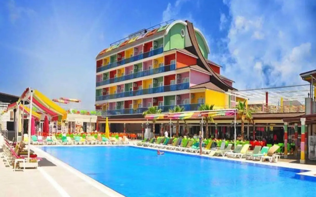 Side Win Hotel & Spa