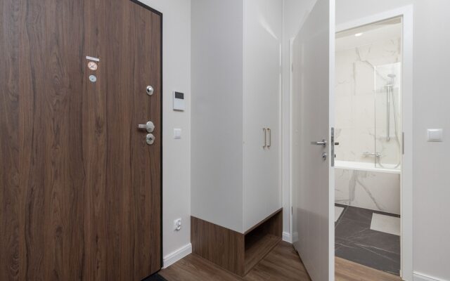 Elegant Apartment Gdańsk by Renters