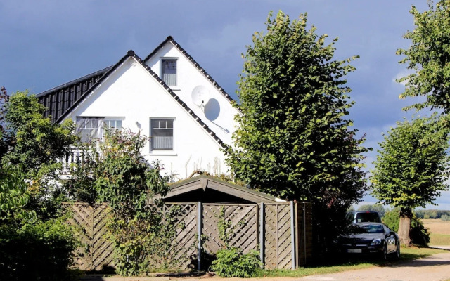 Lavish Apartment in Insel Poel With Sauna