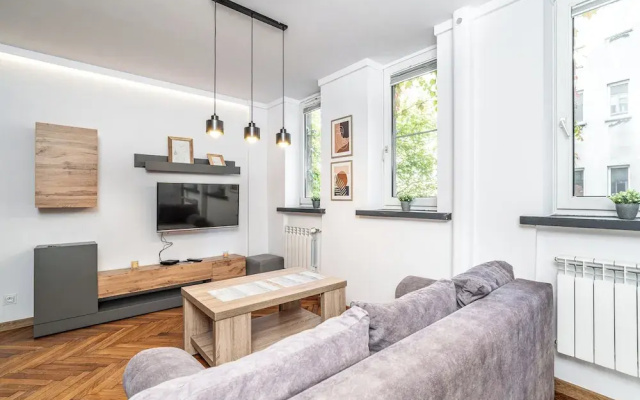 RentPlanet- Apartament Dąbrowskiego