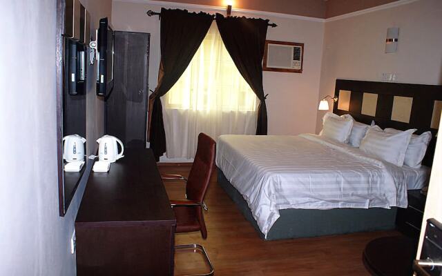 Richton Hotel & Suites