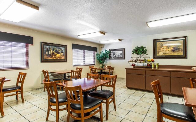 Rodeway Inn Ontario Airport Mills