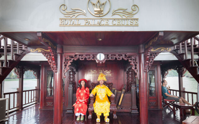 Halong Royal Palace Cruise