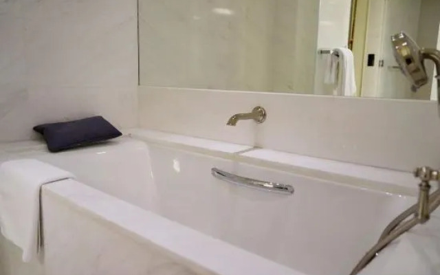 Qingshu Holiday Villa Hotel(Longmen Zhuxi Shanjing)